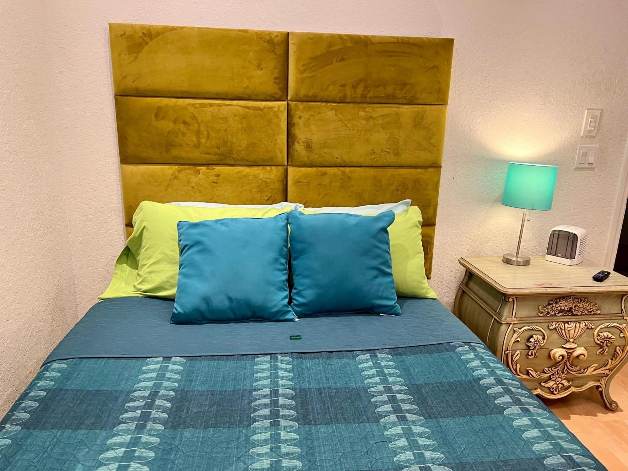 Lake Alfred The Scandinavian Contemporary Blauw מראה חיצוני תמונה